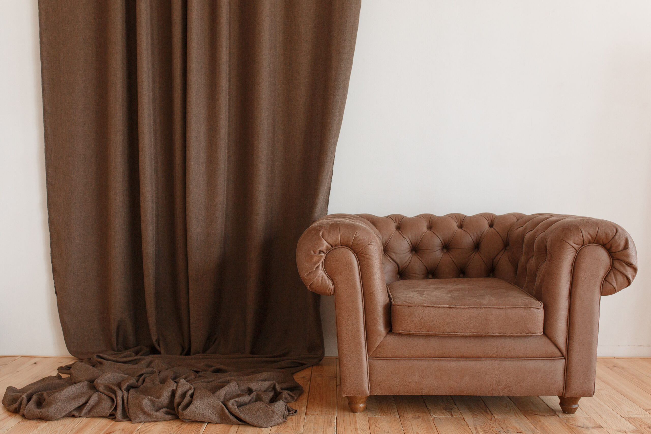 How-to-clean-furniture-upholstery-using-leather