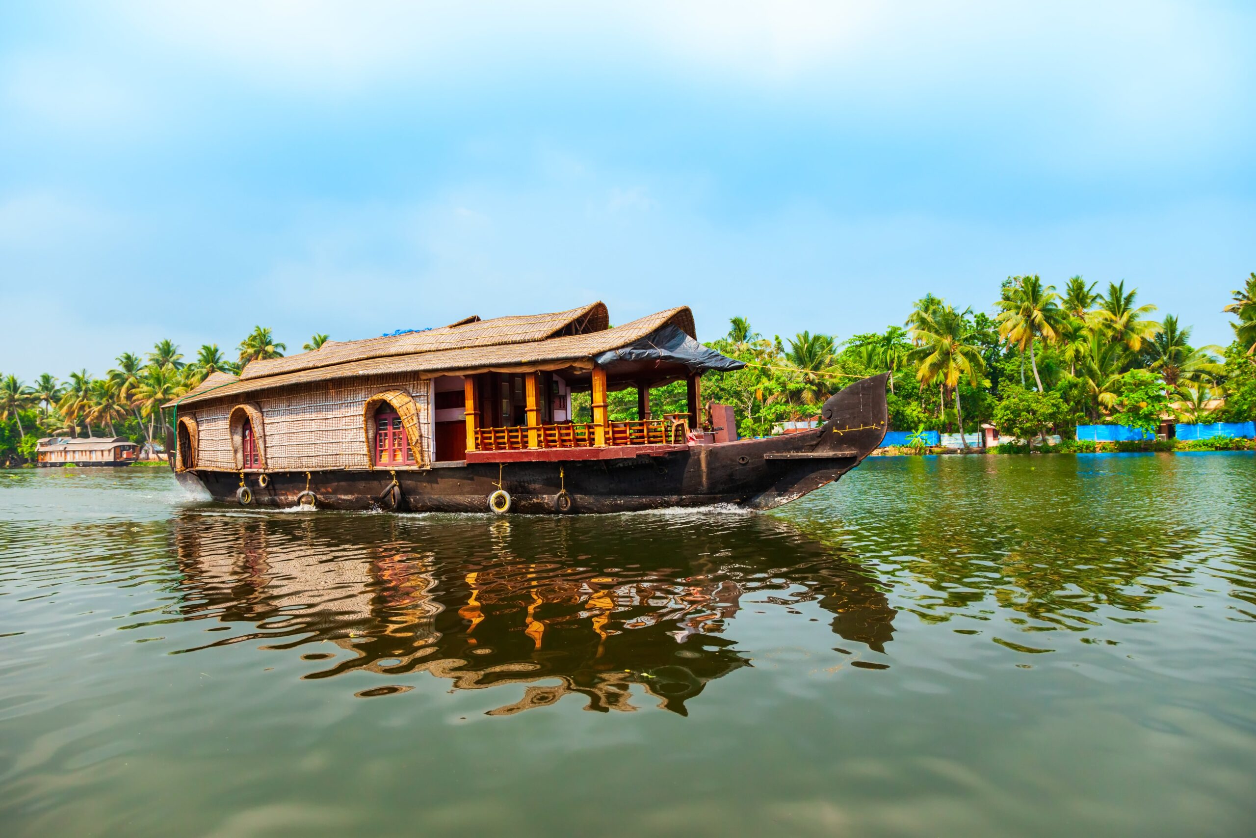 Journey-to-Muttukadu-Boat-House-a-Haven-for-Adventure-Seekers-in-the-Real-of-Water-Sports!